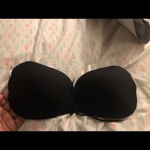 Strapless bra
